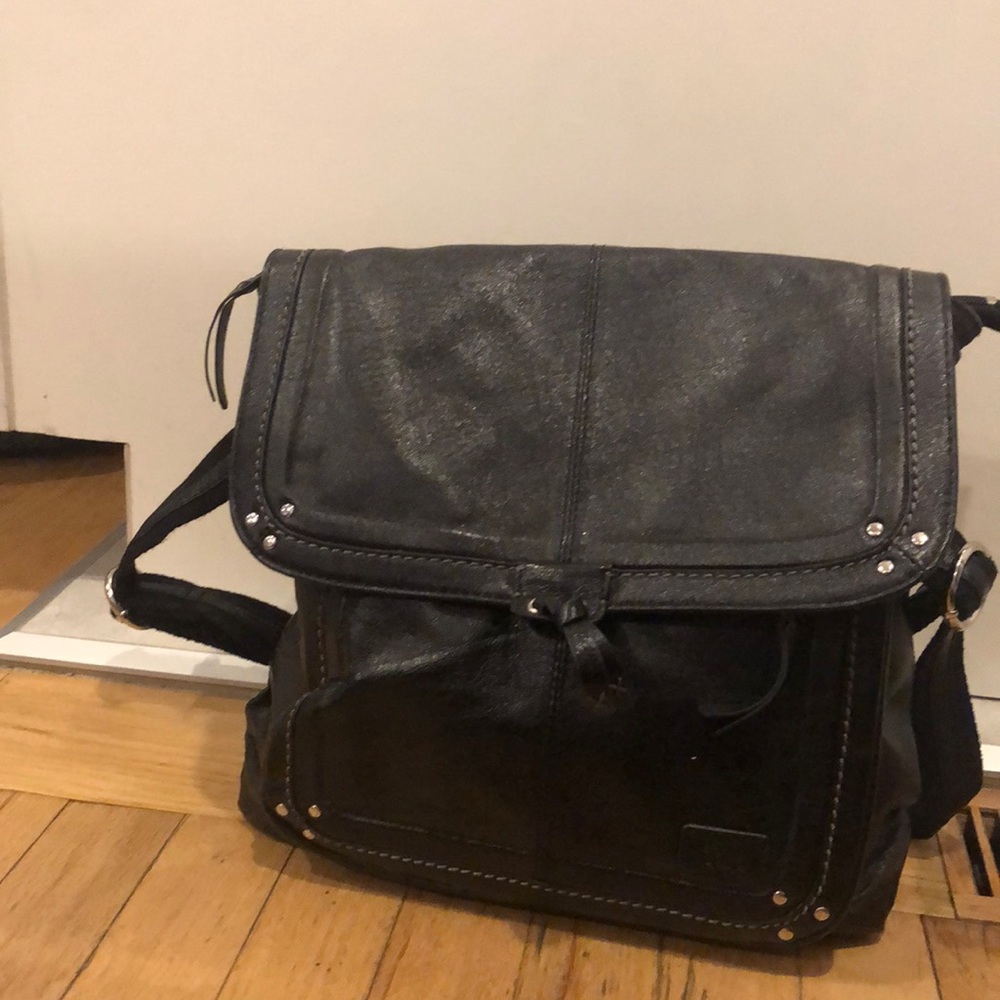 Black purse/backpack